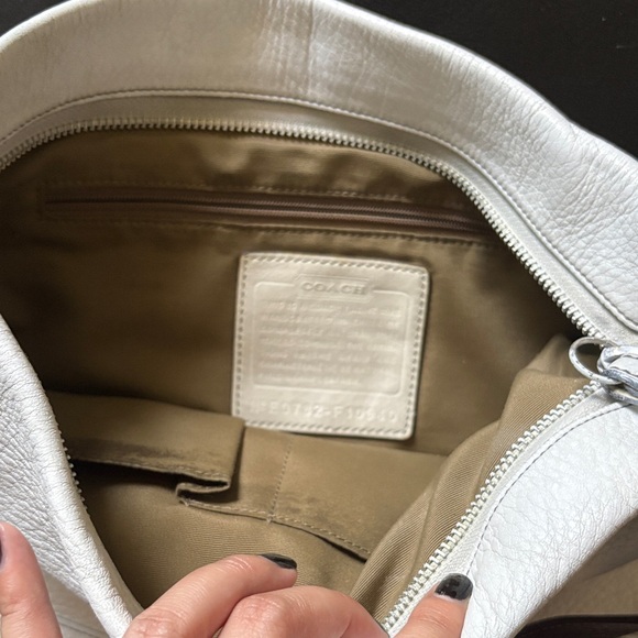 Coach - Picture 3 of 5